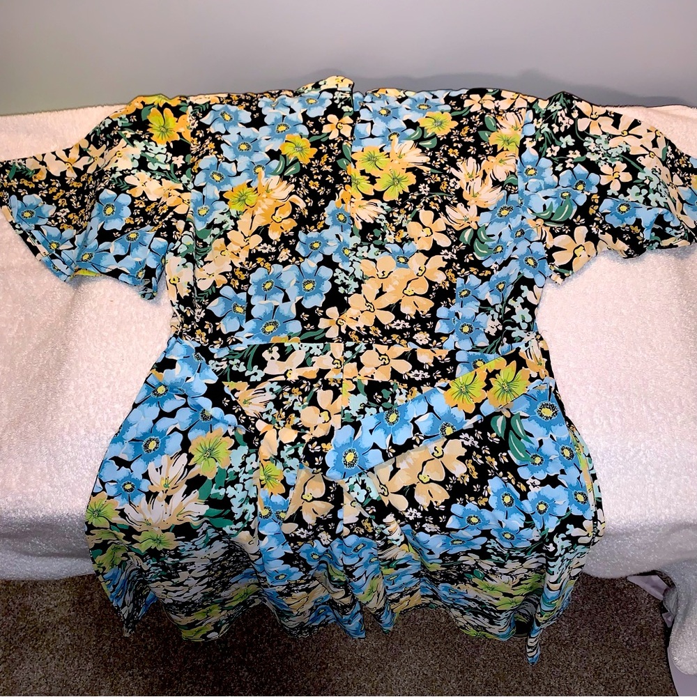 Woman’s SM wardrobe size s NWT